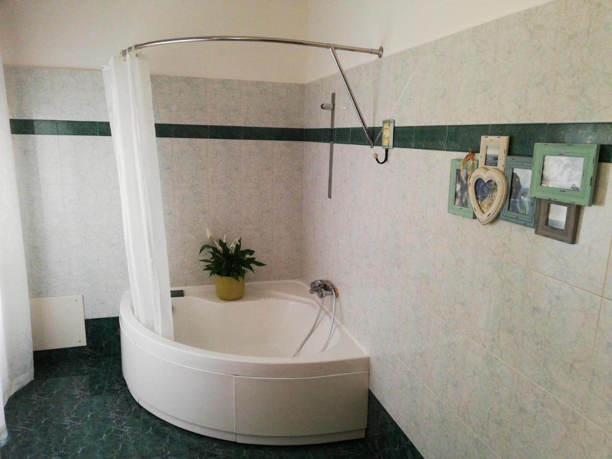 Casa Noemi Apartment Sperlonga Bagian luar foto